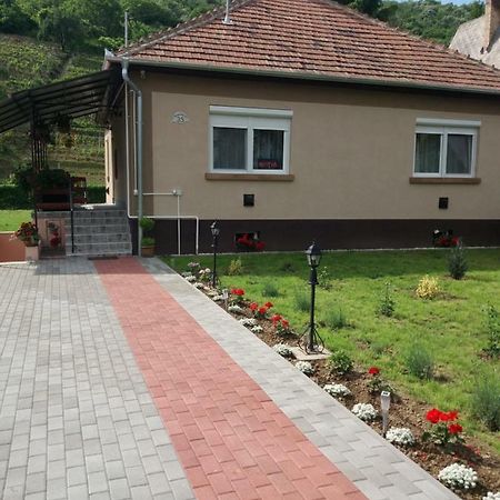 Beáta vendégház Tokaj Exterior foto